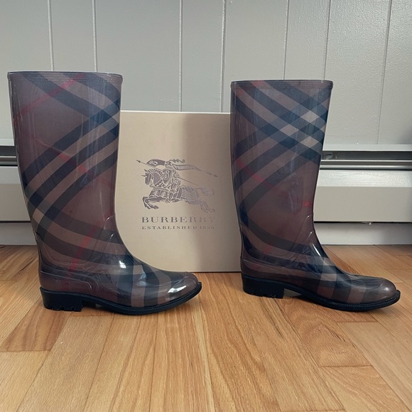 Burberry Rain Boots - Picture 1 of 3